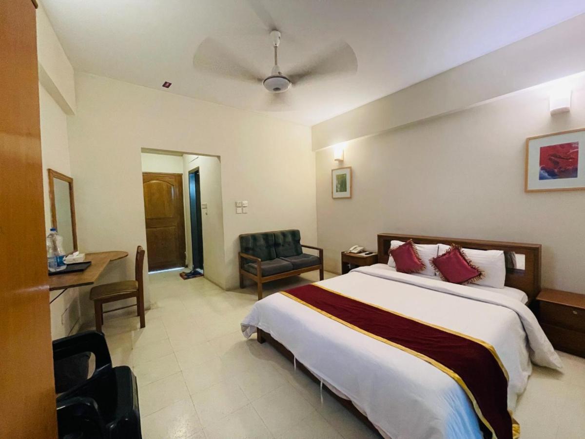 Hotel Kollol By J&Z Group Cox's Bazar Dış mekan fotoğraf