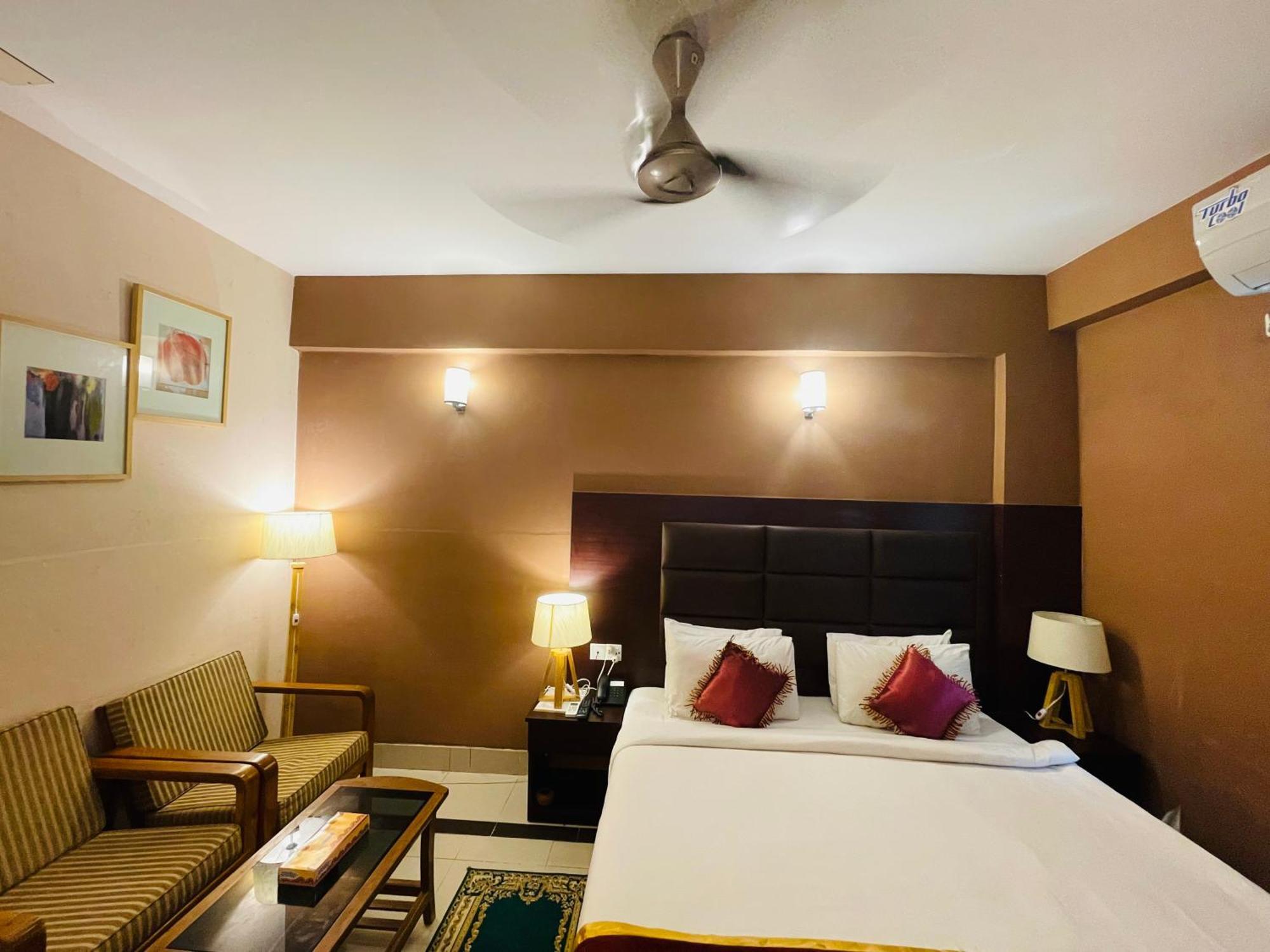 Hotel Kollol By J&Z Group Cox's Bazar Dış mekan fotoğraf